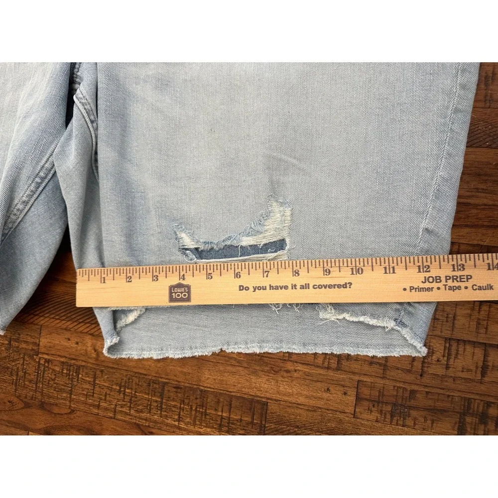 NWT Old Navy Men's Size 52 Slim Built-In Flex Distressed Denim Shorts Blue Jorts